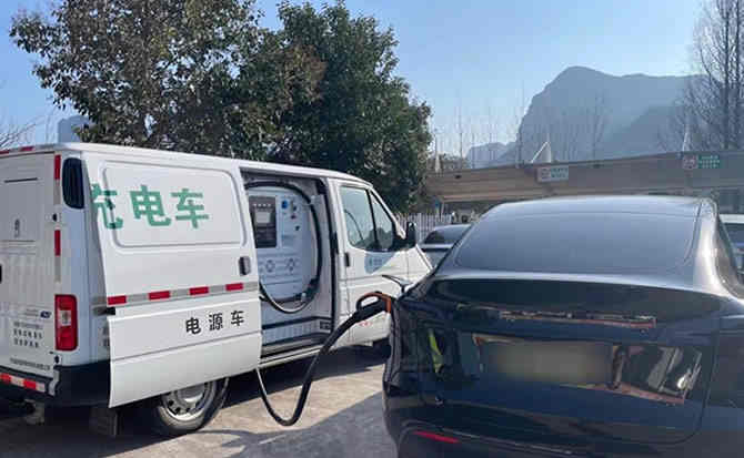 天全汽车搭电