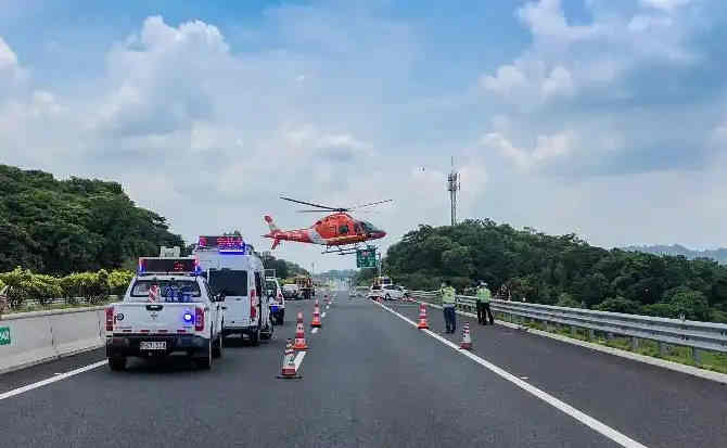 天全高速公路汽车救援案例