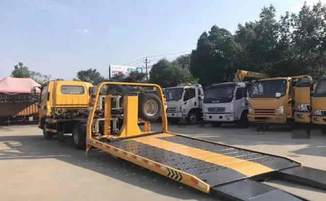 天全汽车中途维修案例
